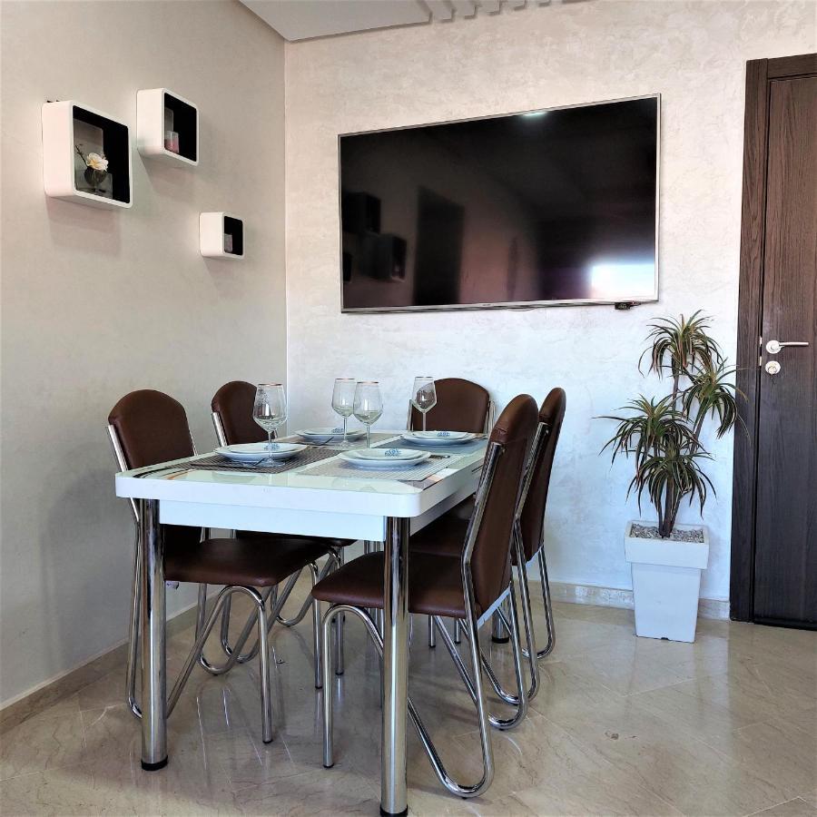 Appartement Pour Familles En Residence Avec Piscine Et Wifi Marraquexe Exterior foto